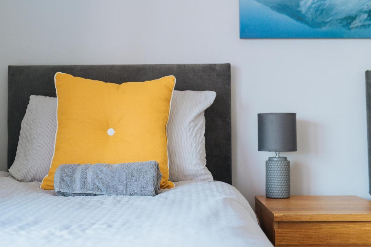 York House - Short Stay Leeds Leeds  Extérieur photo